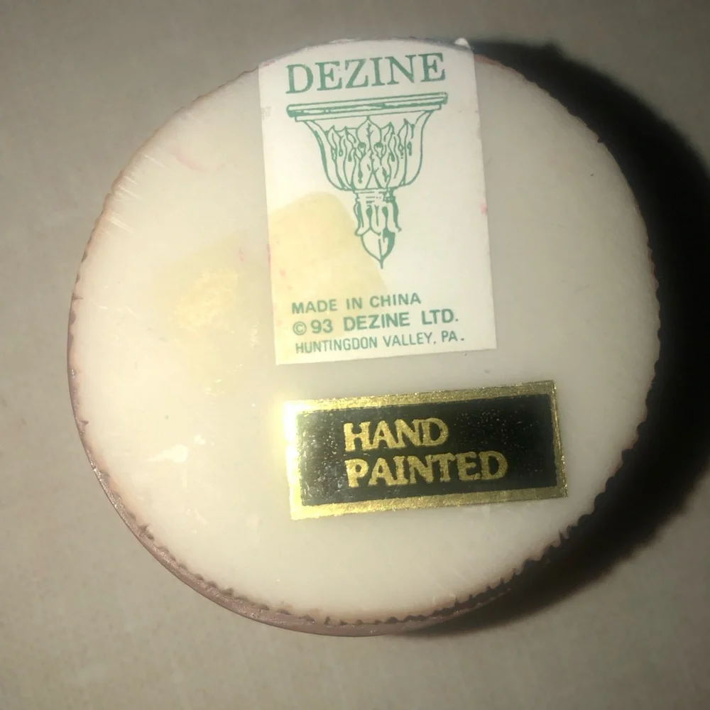 Vintage 1993 Dezine Grape Basket Trinket Box Collectible Hand Painted‎